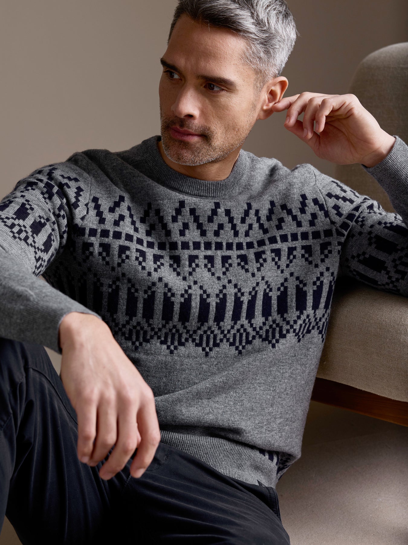 Herren Strickpullover aus Woll-Kaschmir-Mix, skandinavisch inspiriert
