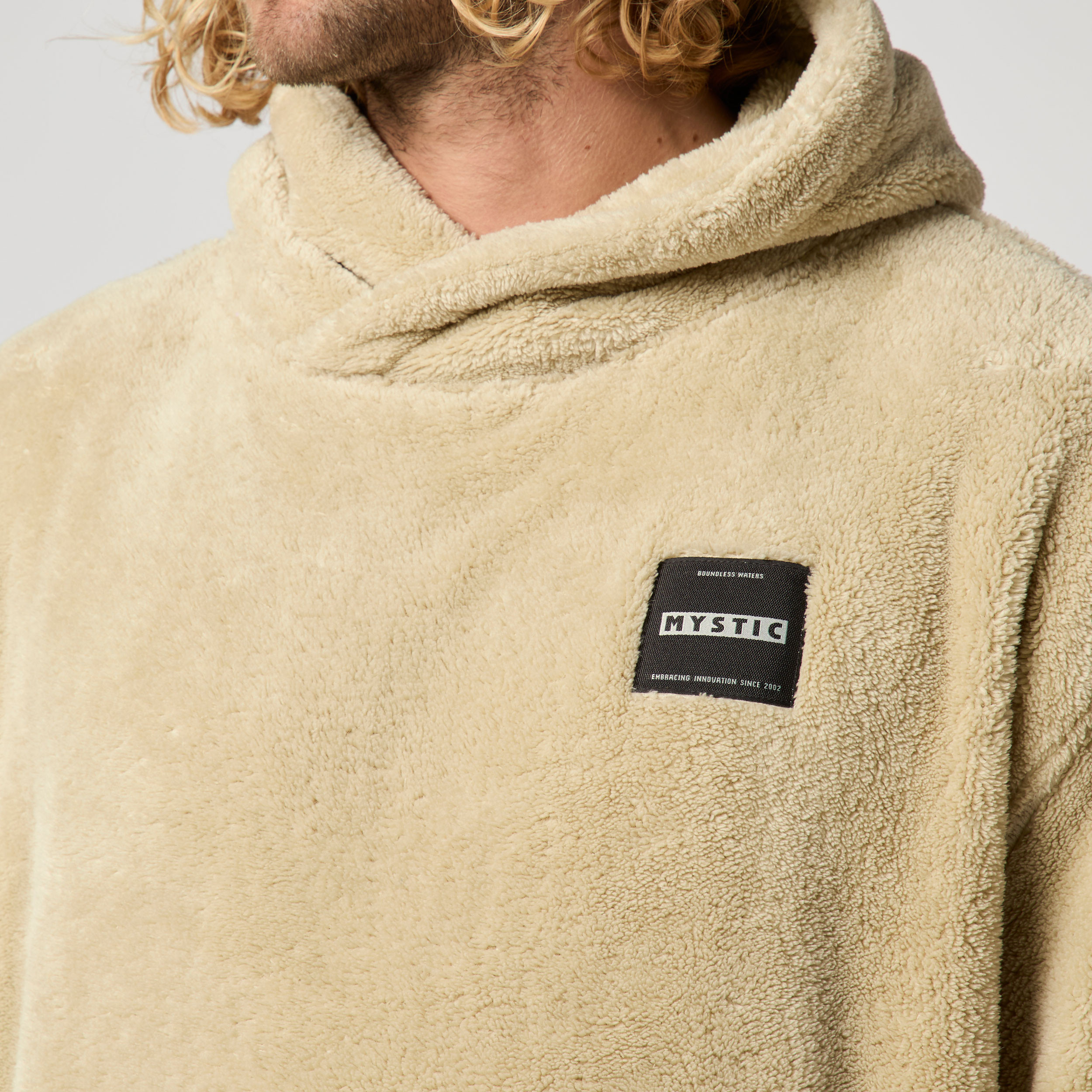 Mystic Poncho Teddy 2025 Moss