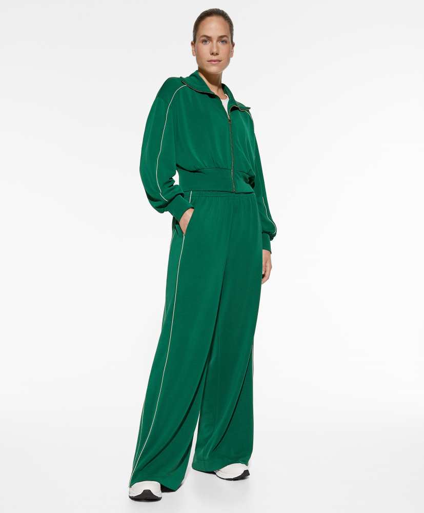 Calça flare em modal com aplique lateral
