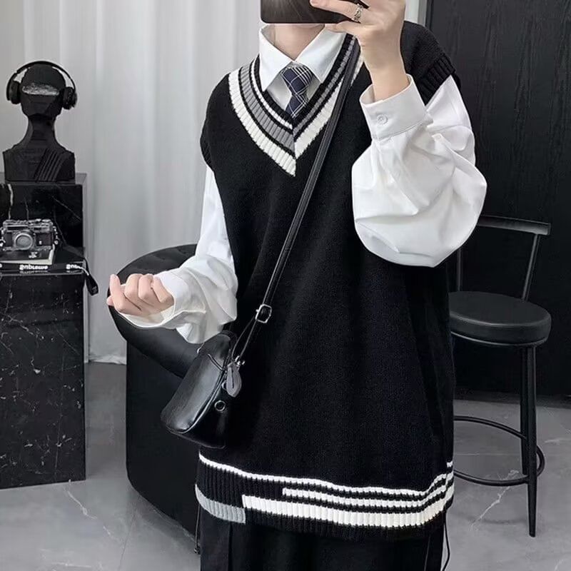 Femilina - V-hals gestreept vest