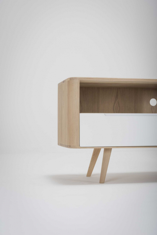 Gazzda Ena dressoir tv-meubel drie 135x42 naturel