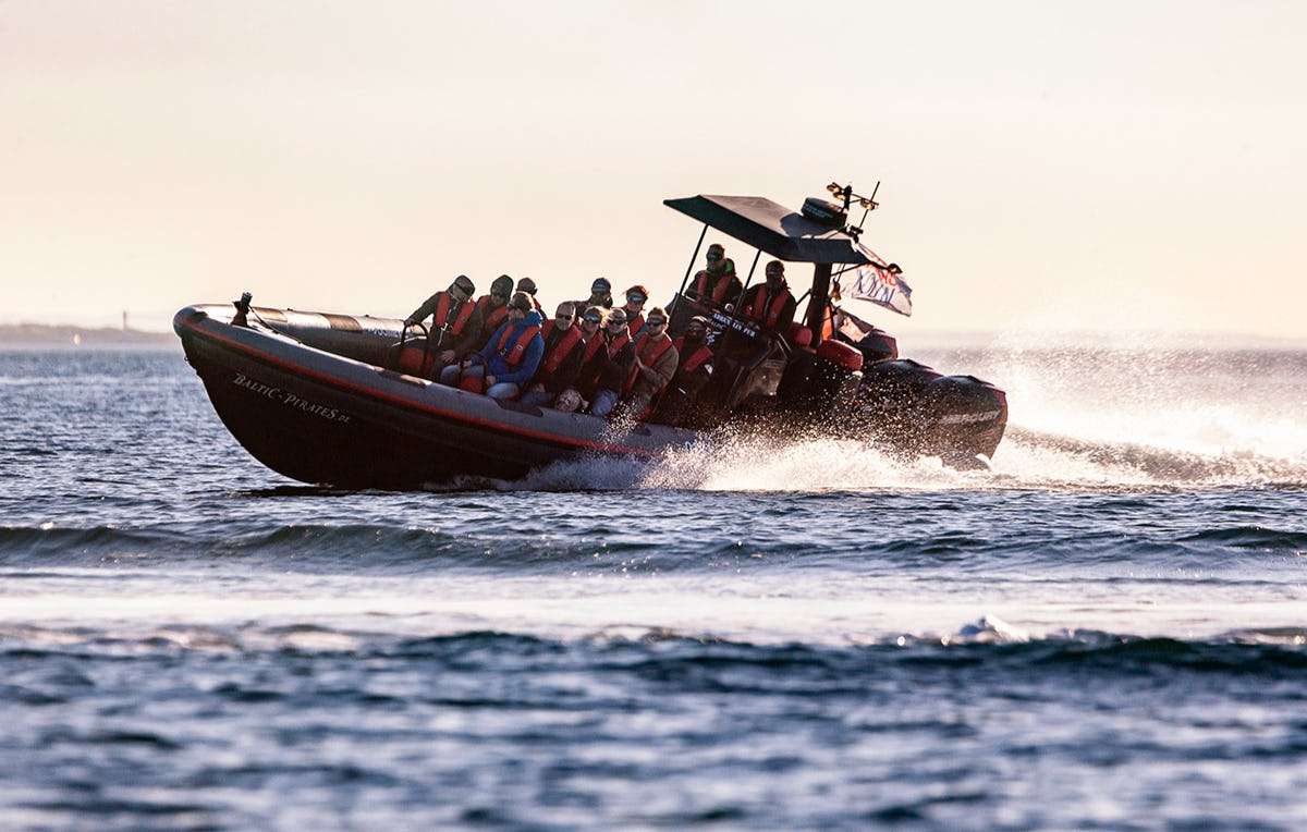 Speedboot fahren in Fehmarn als Geschenk