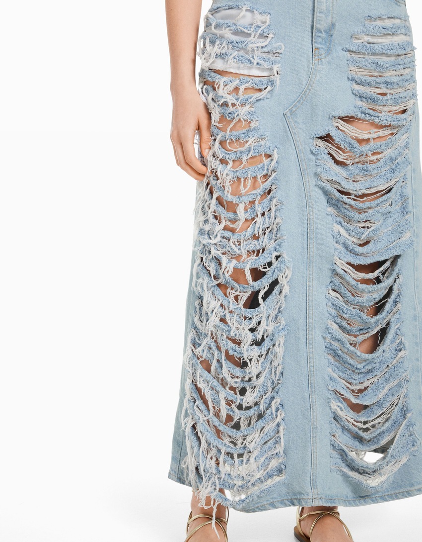 Saia longa de jeans rasgada