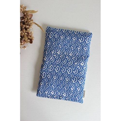 Bouillotte micro onde - ecailles bleues