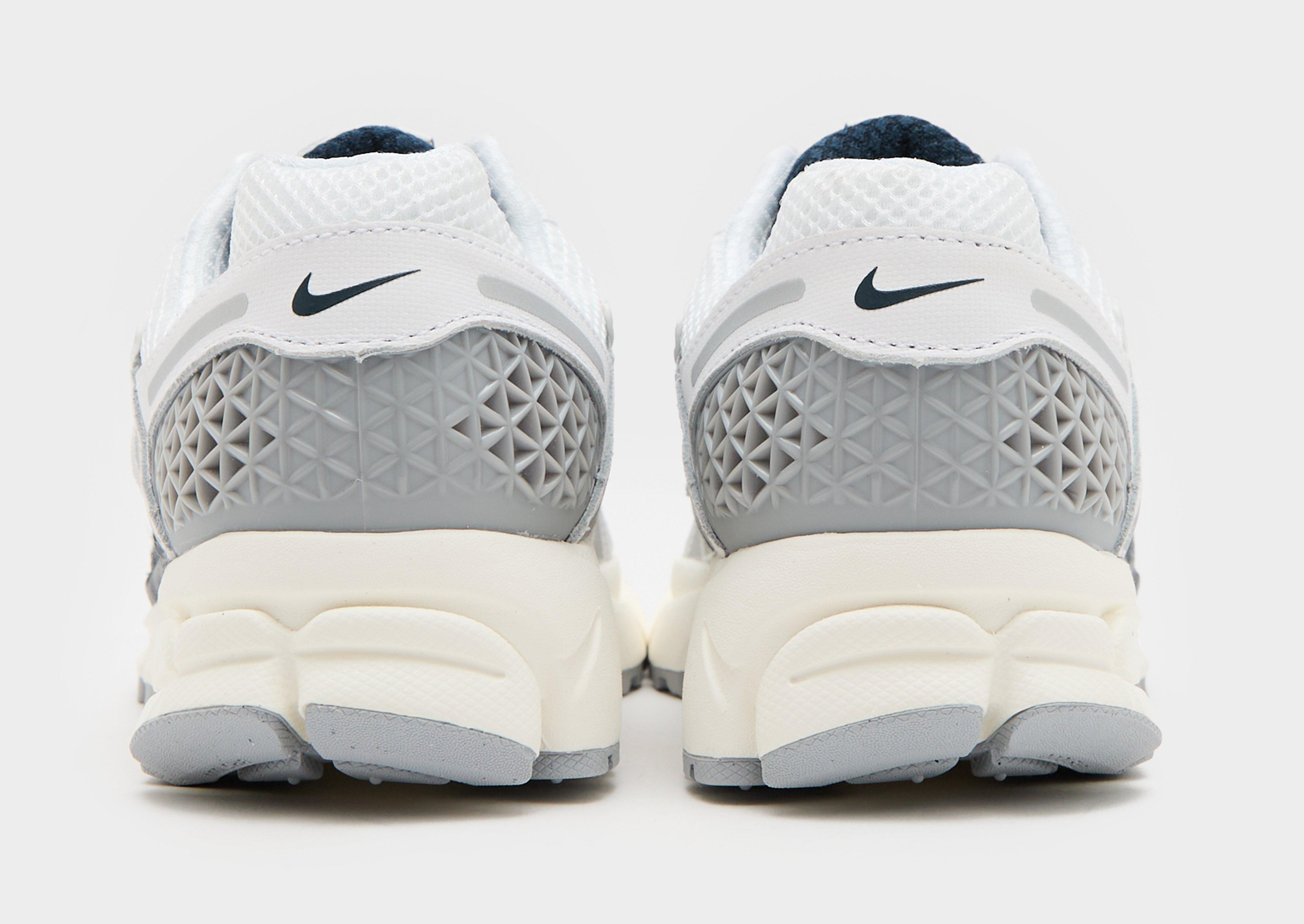 Nike Vomero 5 Women's