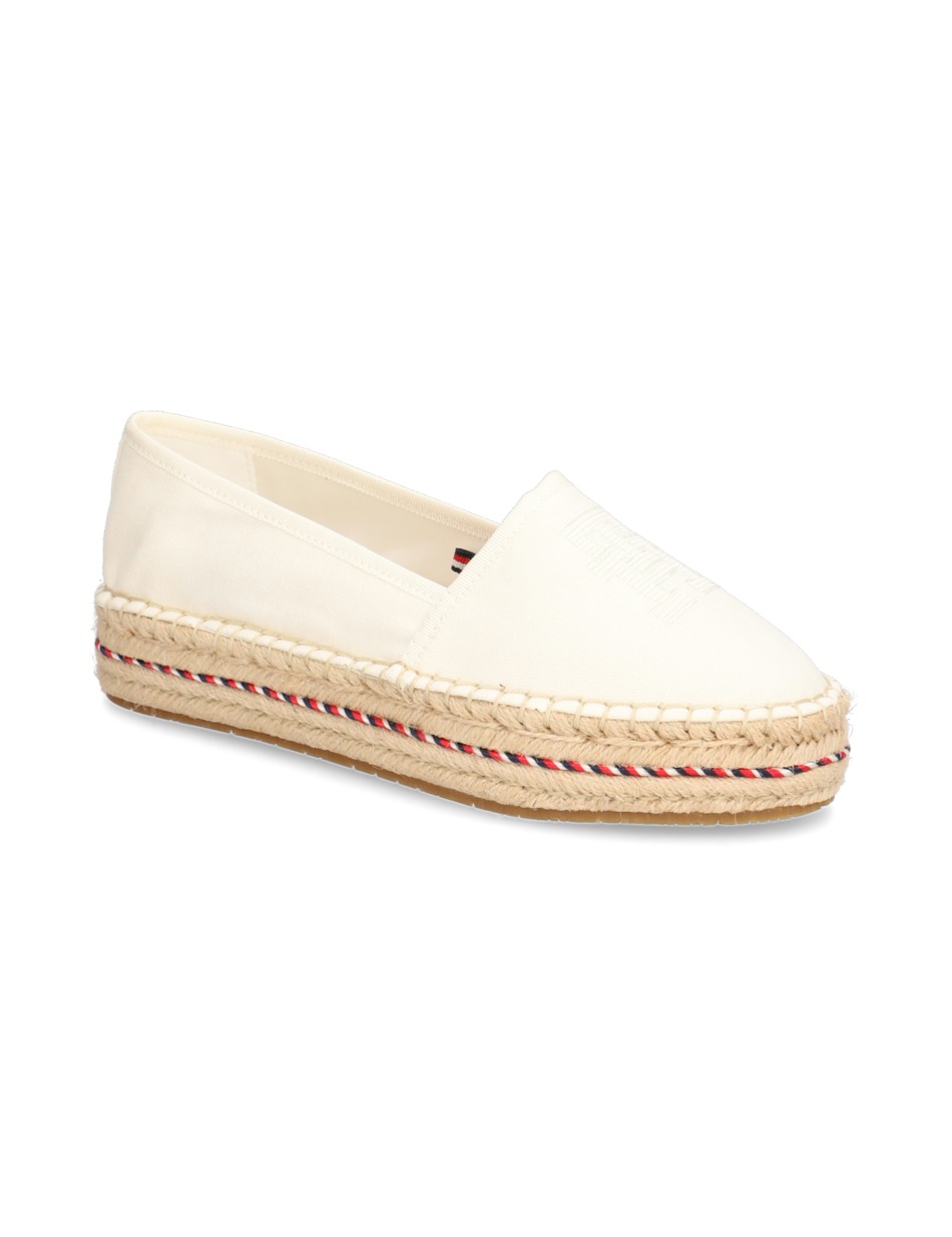 TH EMBROIDERED FLATFORM