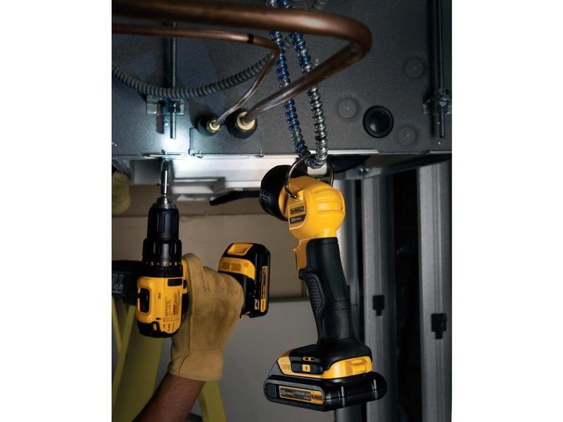 DEWALT Akku-Lampe DCL040 18 V, Solo 18 V Akku-LED-Leuchte aus der innovativen XR-Serie
