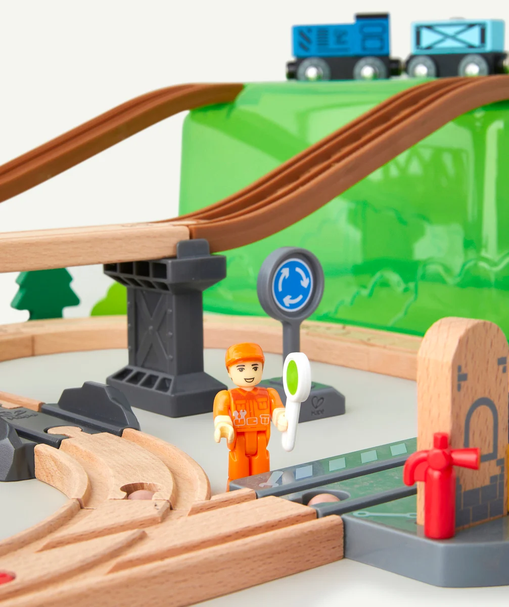HAPECOFFRET DE TRAIN 2 EN 1