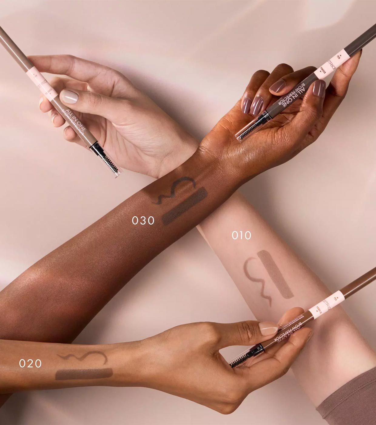 Catrice - Lápis de sobrancelha All In One Brow Perfector - 020: Medium Brown