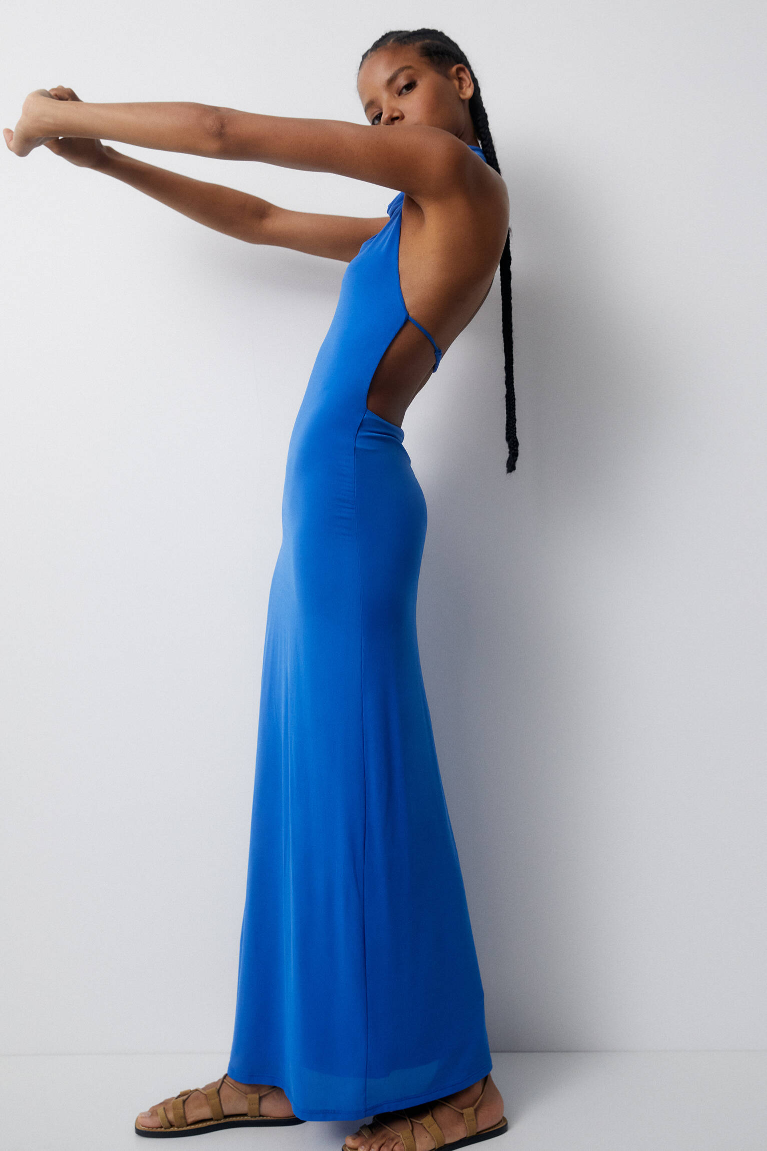 VESTIDO LONGO COM DECOTE HALTER - AZUL ROYAL