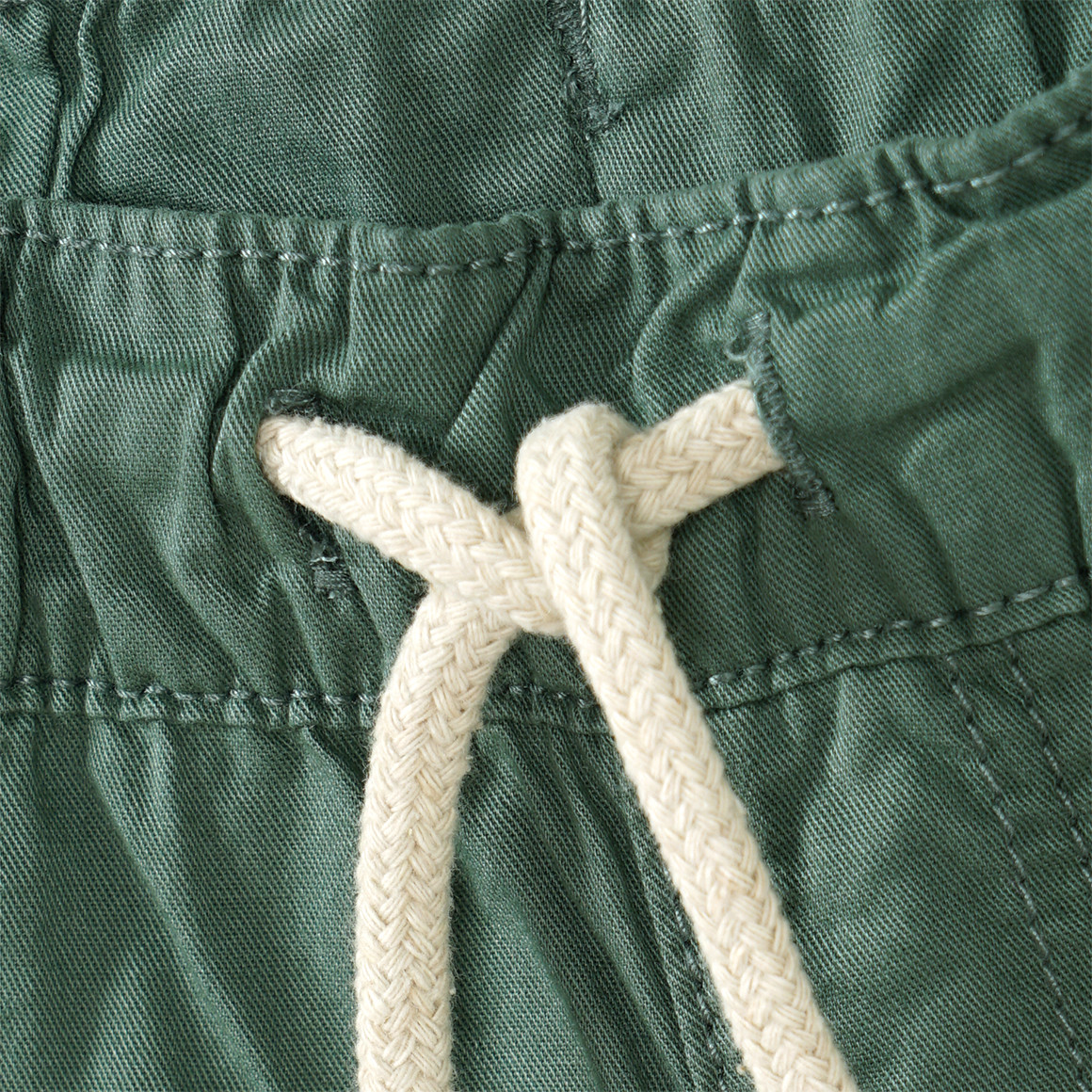 Famy Jungen Shorts mit Tunnelzug dunkelgrün