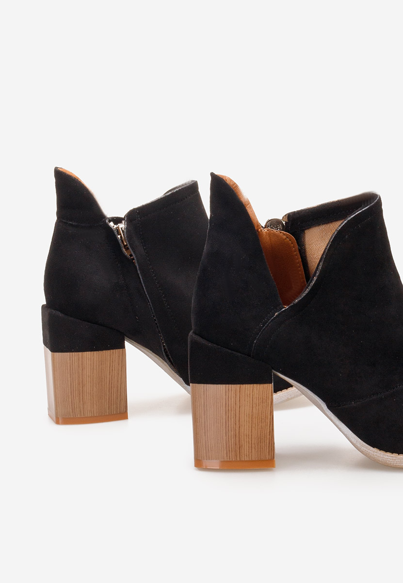 Bottines à gros talon noires Condesa