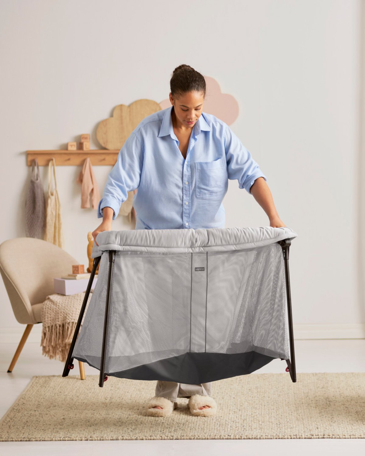 BabyBjörn Reiseseng Baby 0-3år – m/ Madrass, Reisebag og Overtrekkslaken | Travel Crib Light