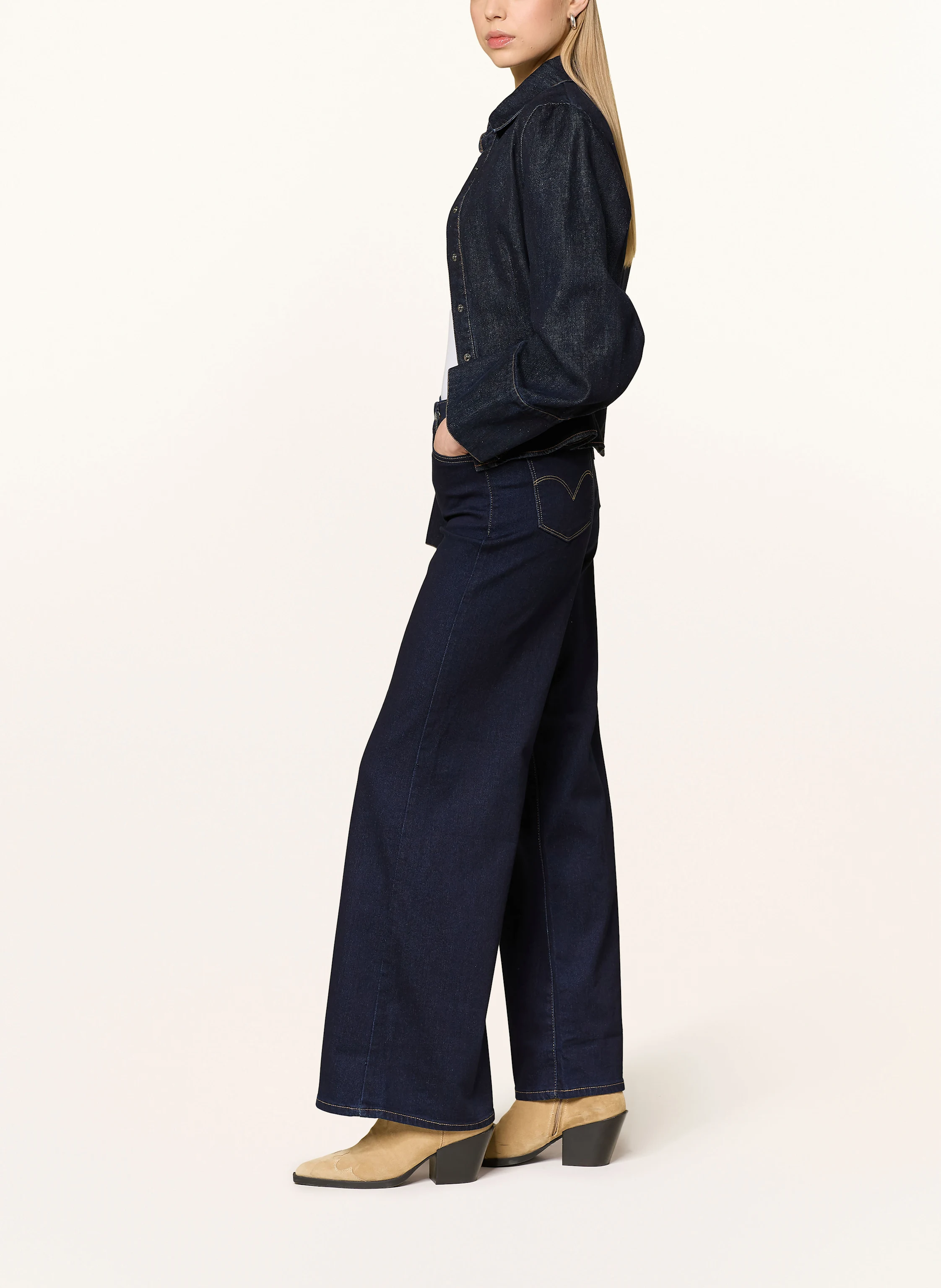 Levi's® Bootcut Jeans 318