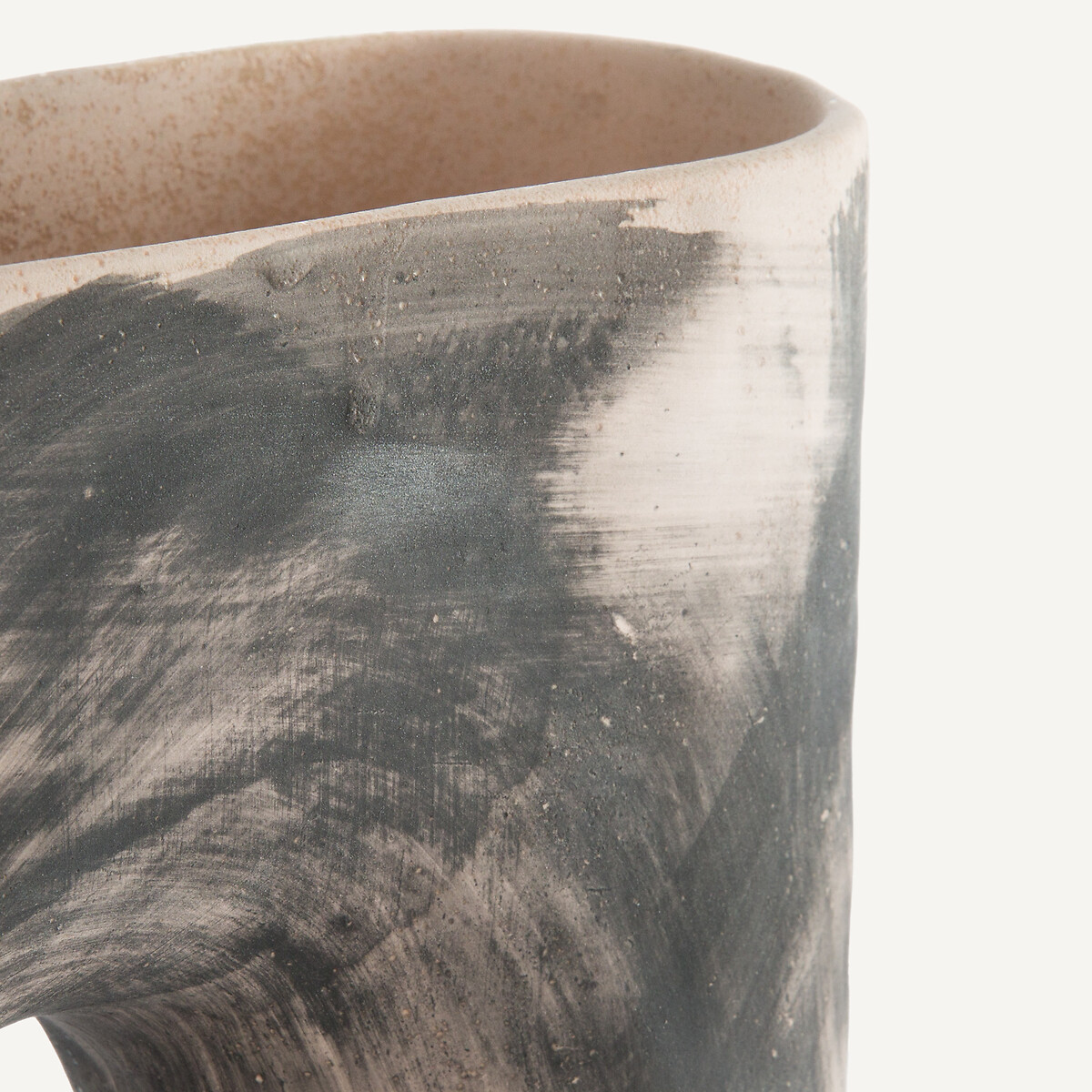 AM.PM<br>Vaso de barro fosco H22,5 cm, Lixa