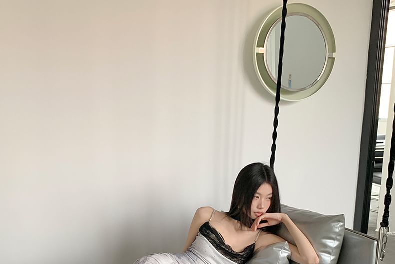 haruokiea - Asymmetrische maxi-jurk met spaghettibandjes en grafische print