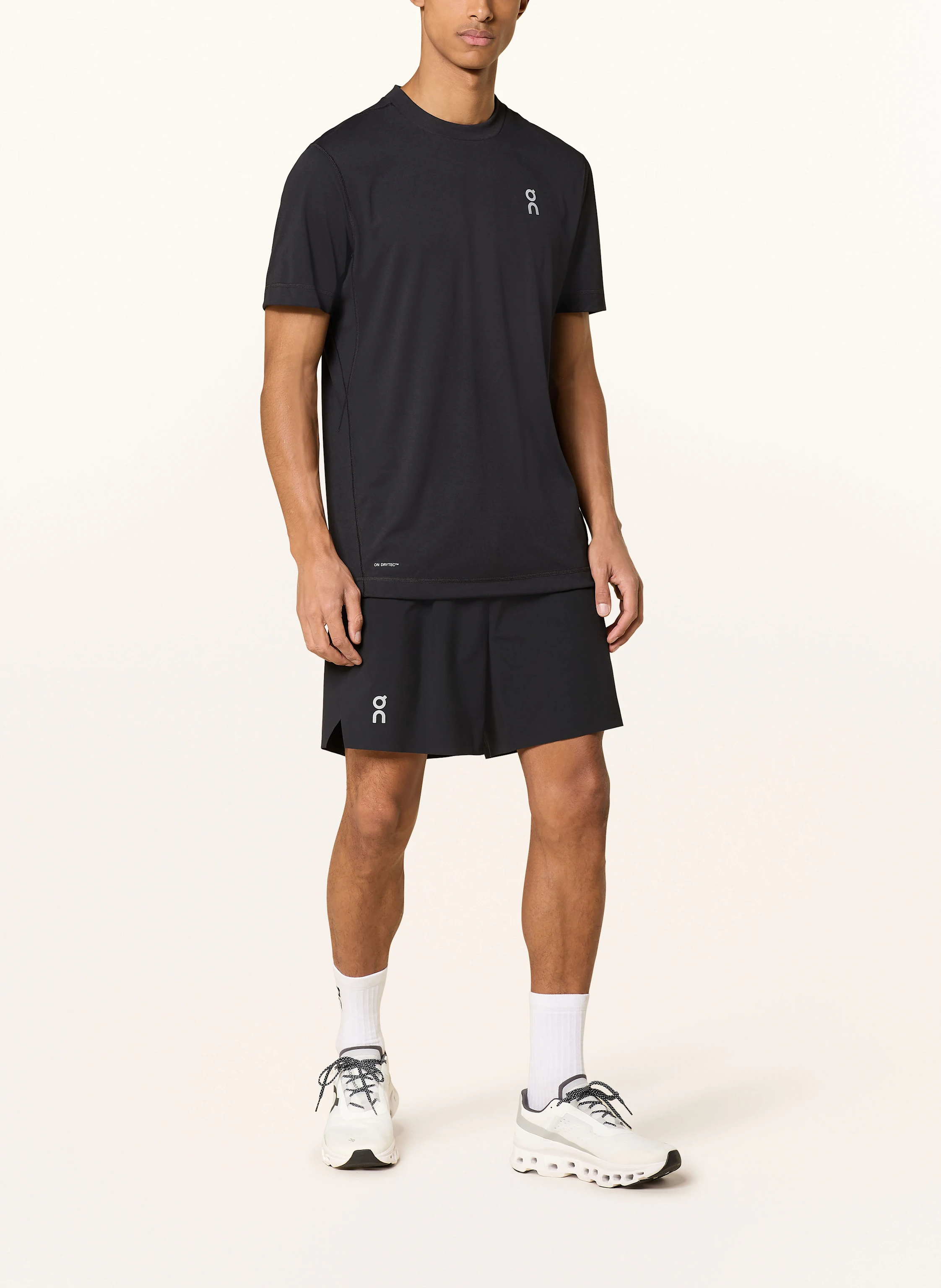 On 2-in-1-Trainingsshorts TRAIN SHORTS