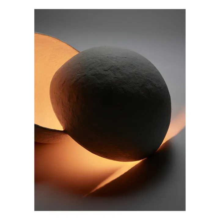 Serax Lampe Earth ronde en papier maché | Blanc
