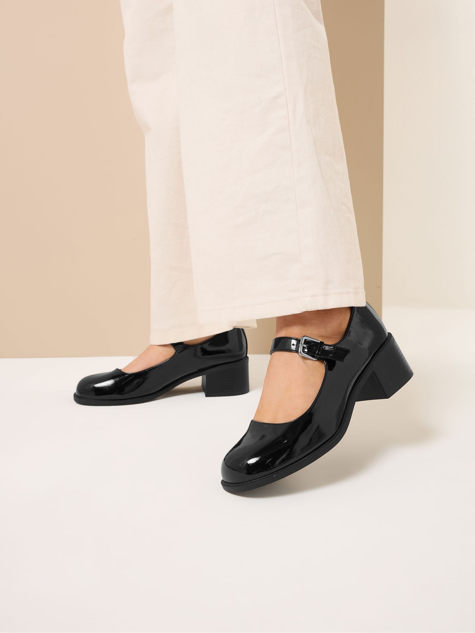 Yours Curve extra wijde pasvorm lakleren Mary Jane-schoenen met middenblokhak