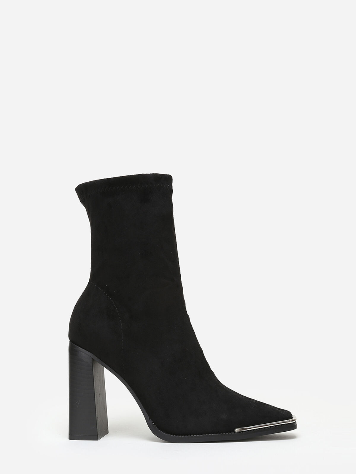 Bottines en suédine à bout carré métallique- Noir