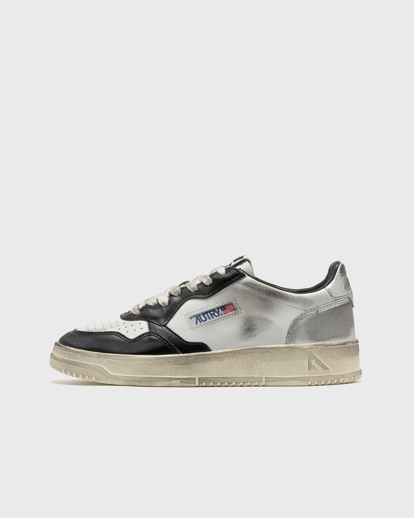 Autry Action Shoes WMNS SUP VINT LOW