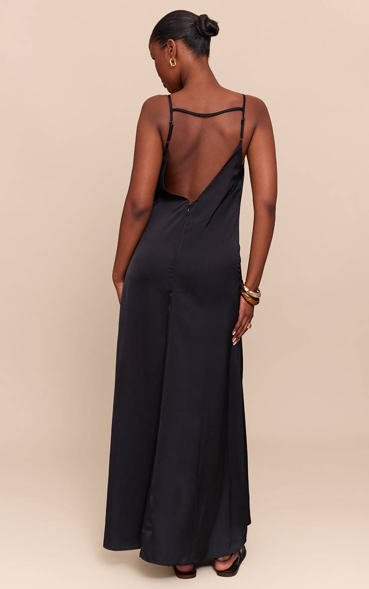 Noir Robe Nuisette Satinée À Découpe Œillet
