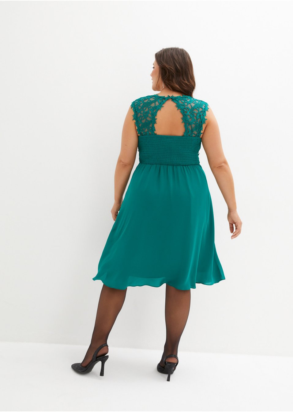 Robe à dentelle