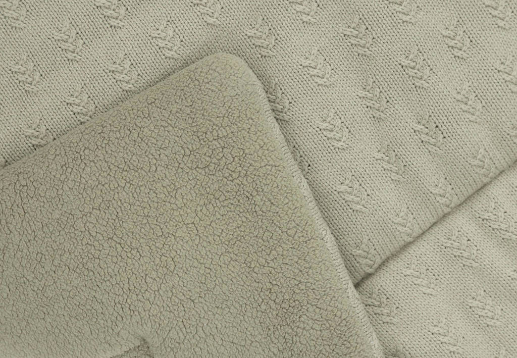 reversible boxkleed 75x95cm Grain Knit - Olive Green