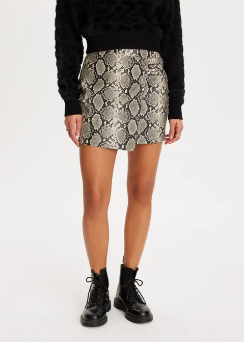 Imitatieleren skort met gesp zand (ZAND)
