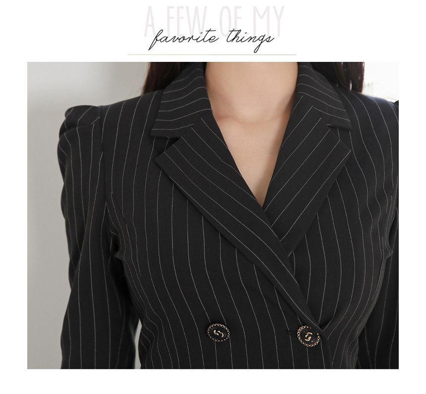 Yilda - Set: Gestreepte cropped double-breasted blazer + hoge taille split kokerrok