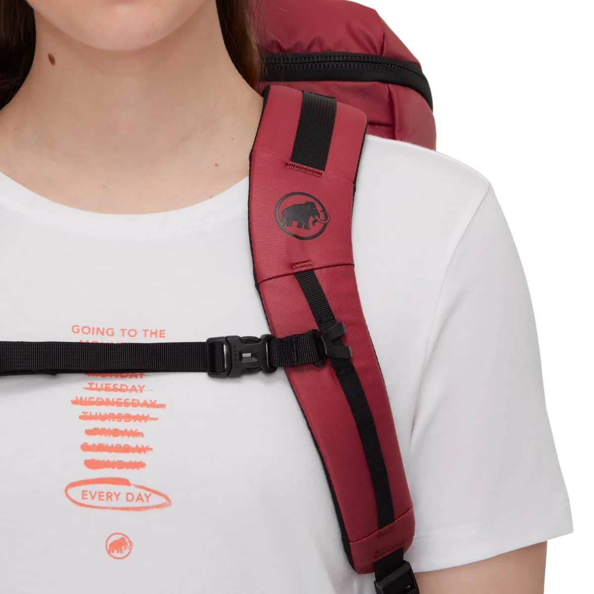 Mammut Women's Neon 45 Blood Red