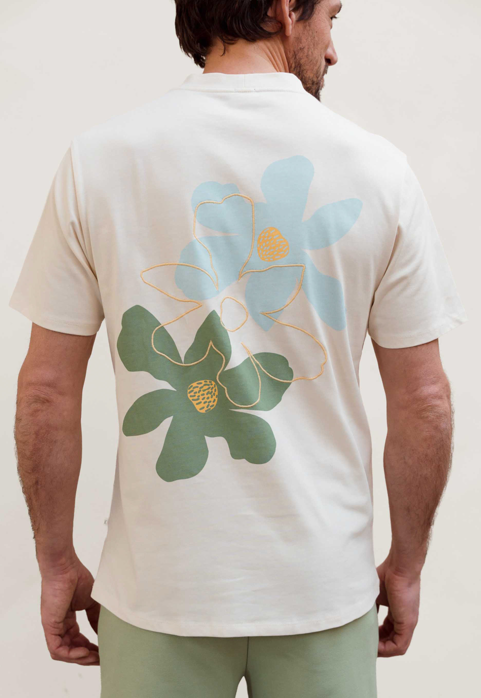 Kultivate 3 Flowers T-shirt