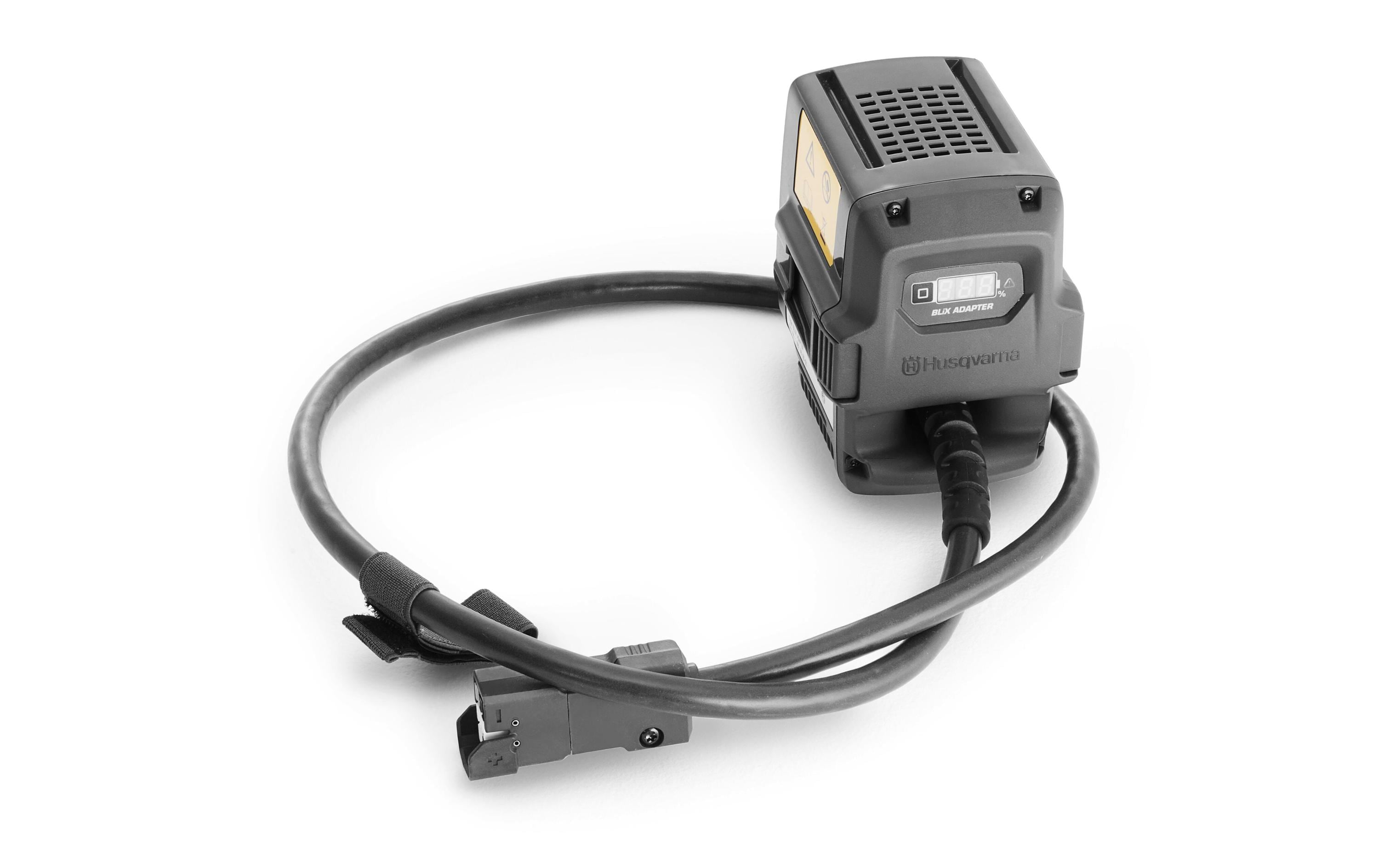Rucksack-Adapter zu Steckerkit<br>Adapter zu Steckerkit und Adapterplatte