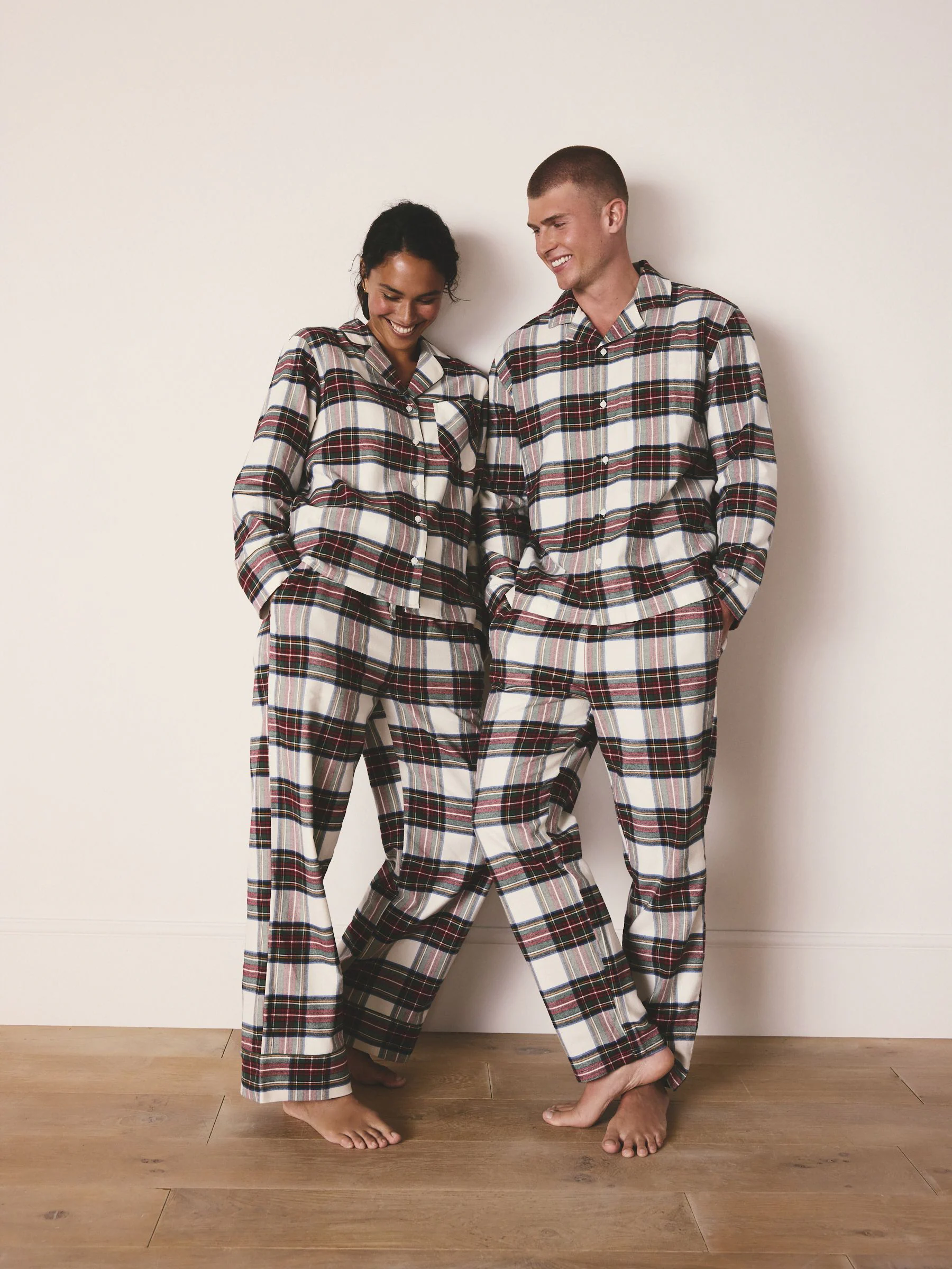 Rood/wit geruit - Bijpassende familie Kerstmis Knoopsluiting Pyjama's