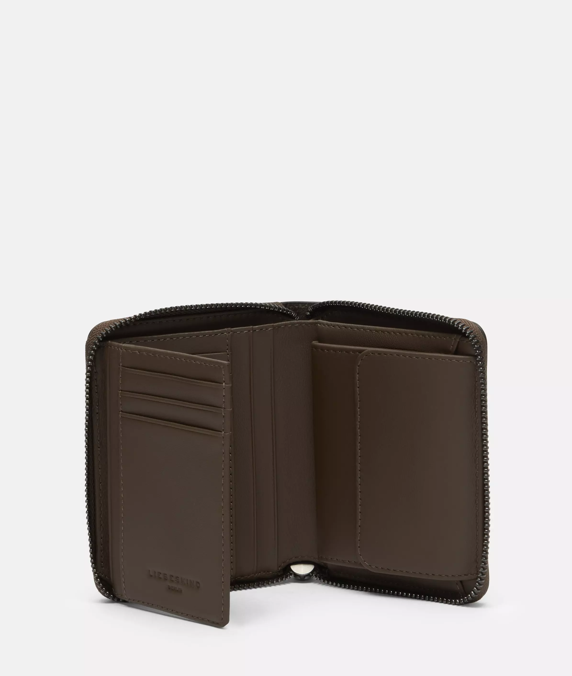 Wallet Spacious leather wallet