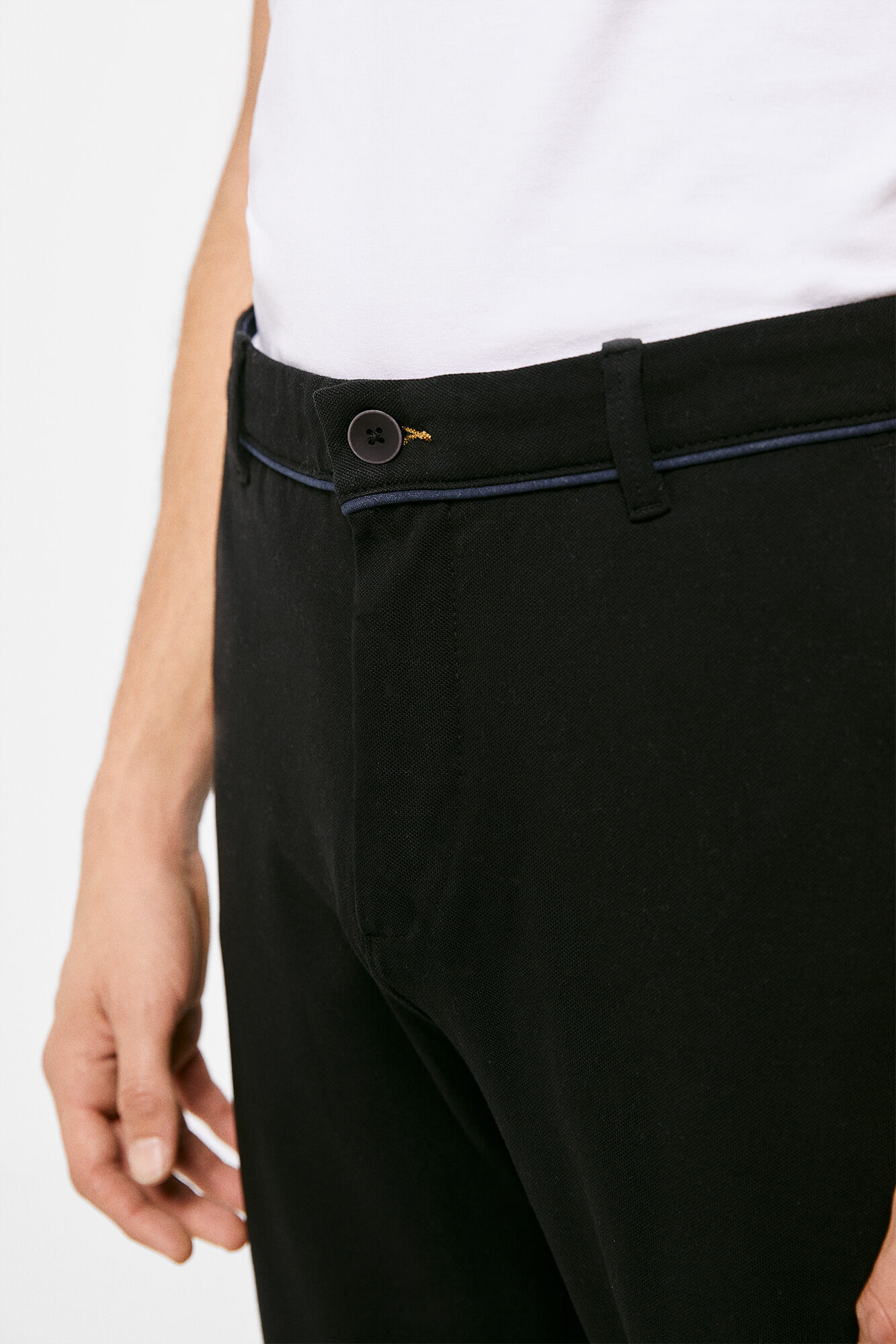 Calça chino piqué - preta