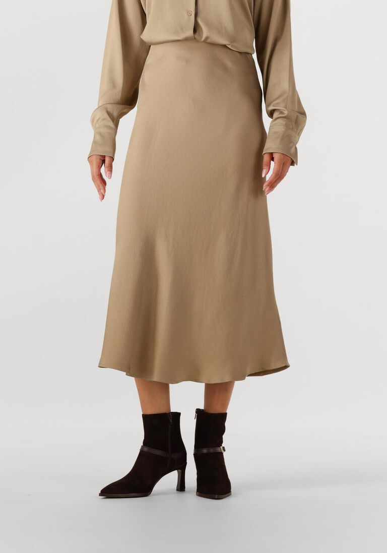 camel drykorn midirok ura