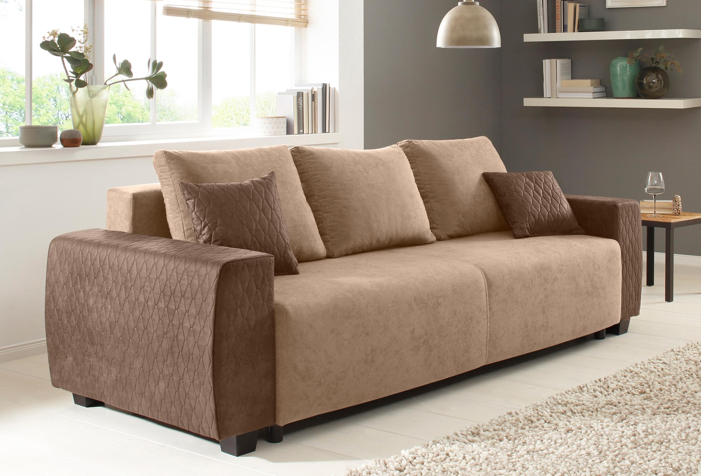 Home affaire Schlafsofa »Bella, B: 241 cm, Liegefl. 142x194 cm« mit Bettfunktion, Bettkasten & 2 Zierkissen, Federkern