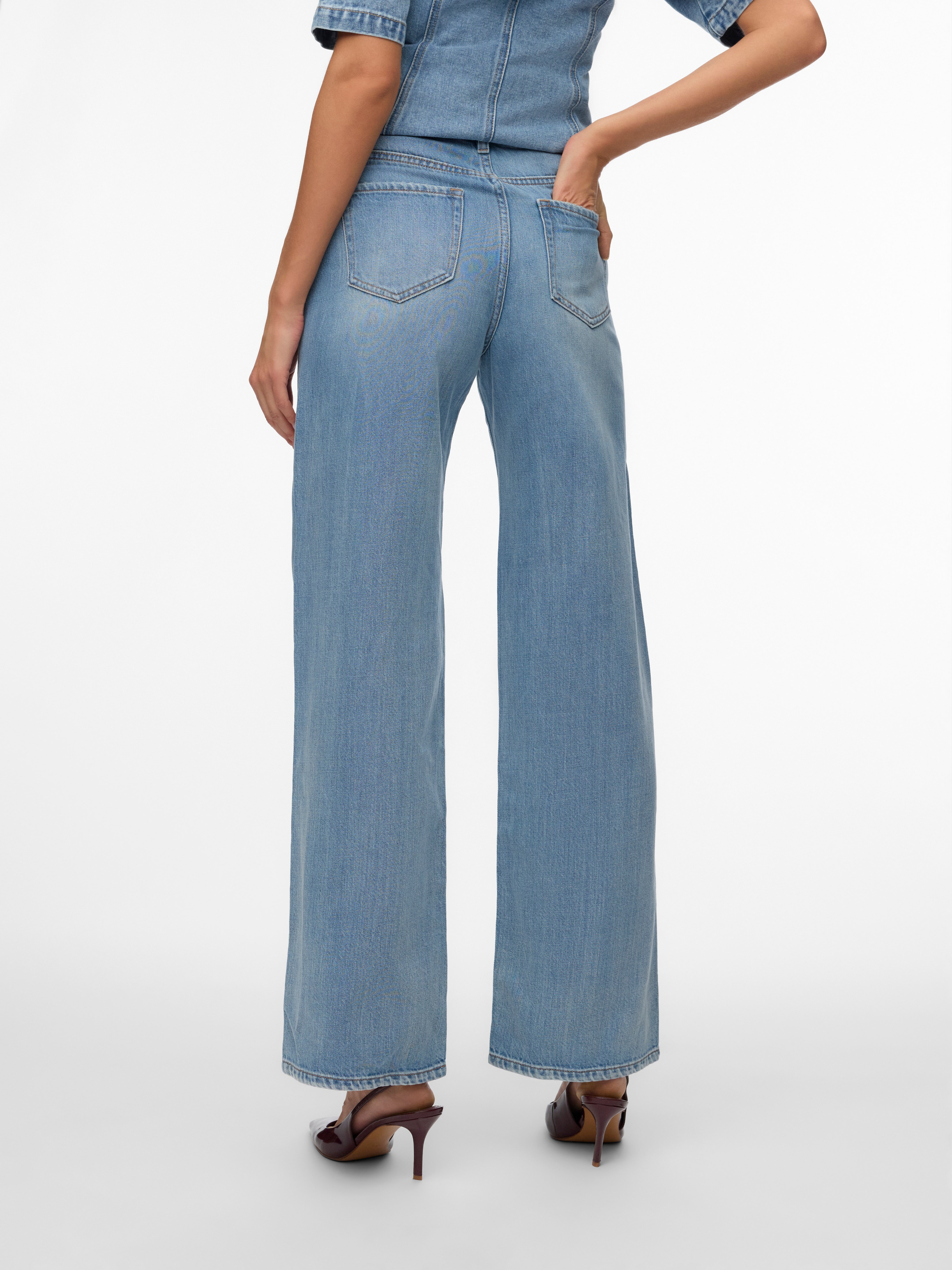 VMVEGA High rise Wide leg fit Jeans