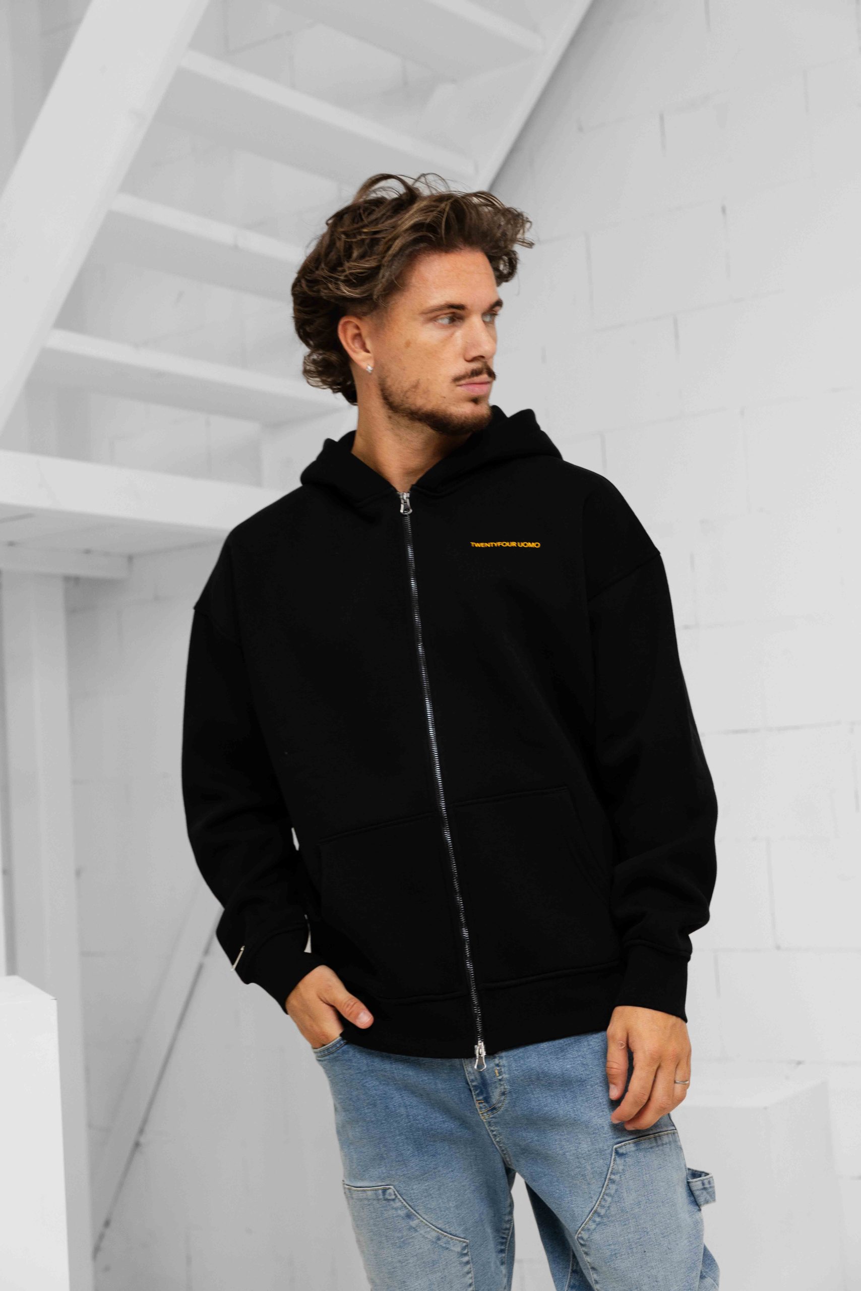 24 Uomo Initial Zip Hoodie Heren Black
