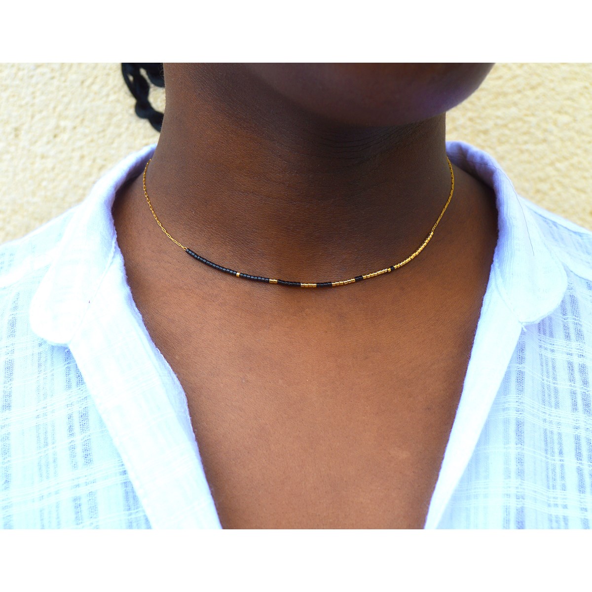 Collier femme minimaliste délicat chaîne ultra fine perles miyuki  ( Noir)
