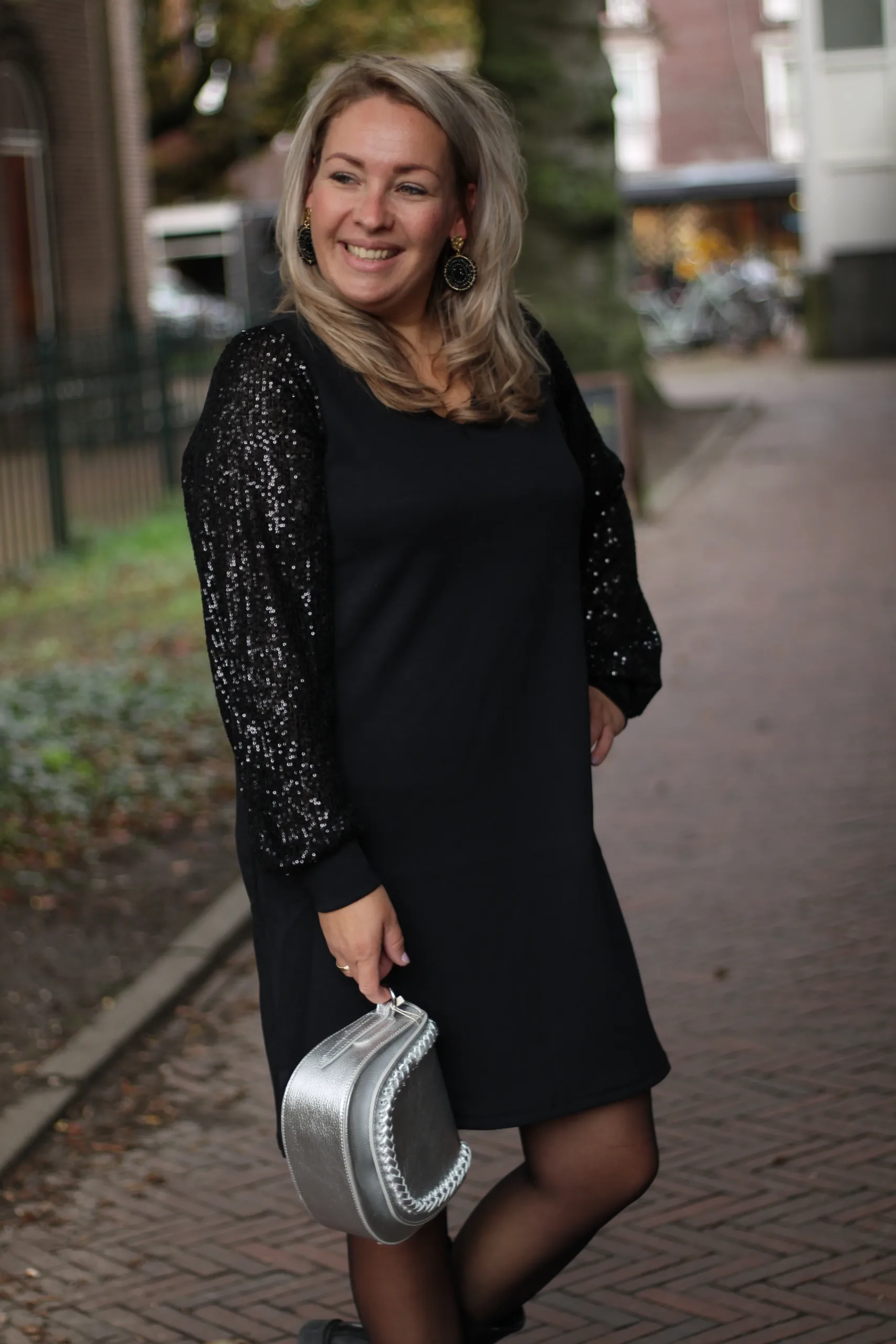 Culture - Chabrina Sequins Dress - Black