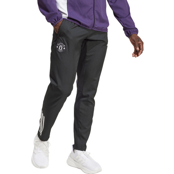 adidas Manchester United Pre-Match Pant 2025/2026