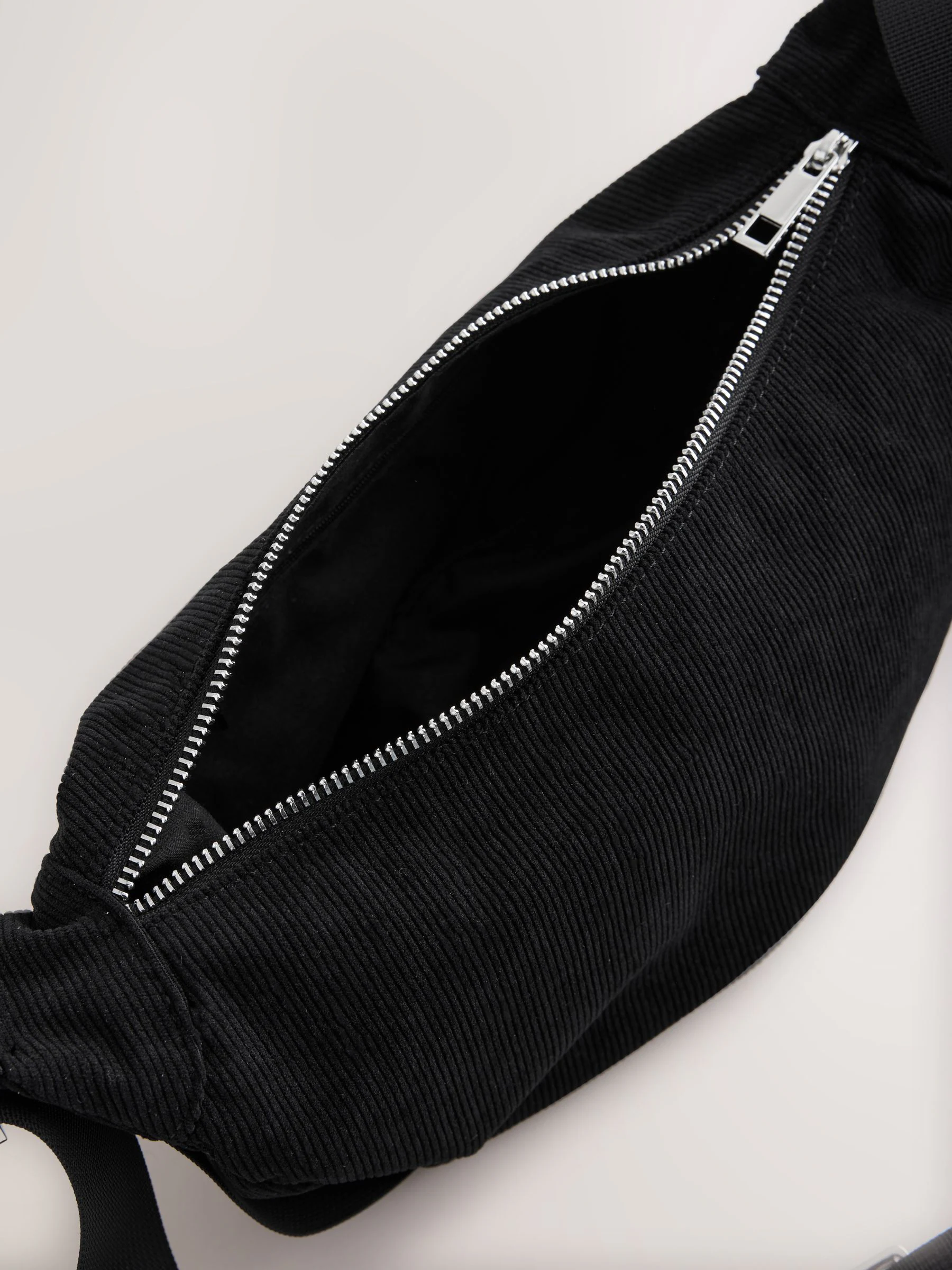 Zwart - Cord Effect Sling Bag