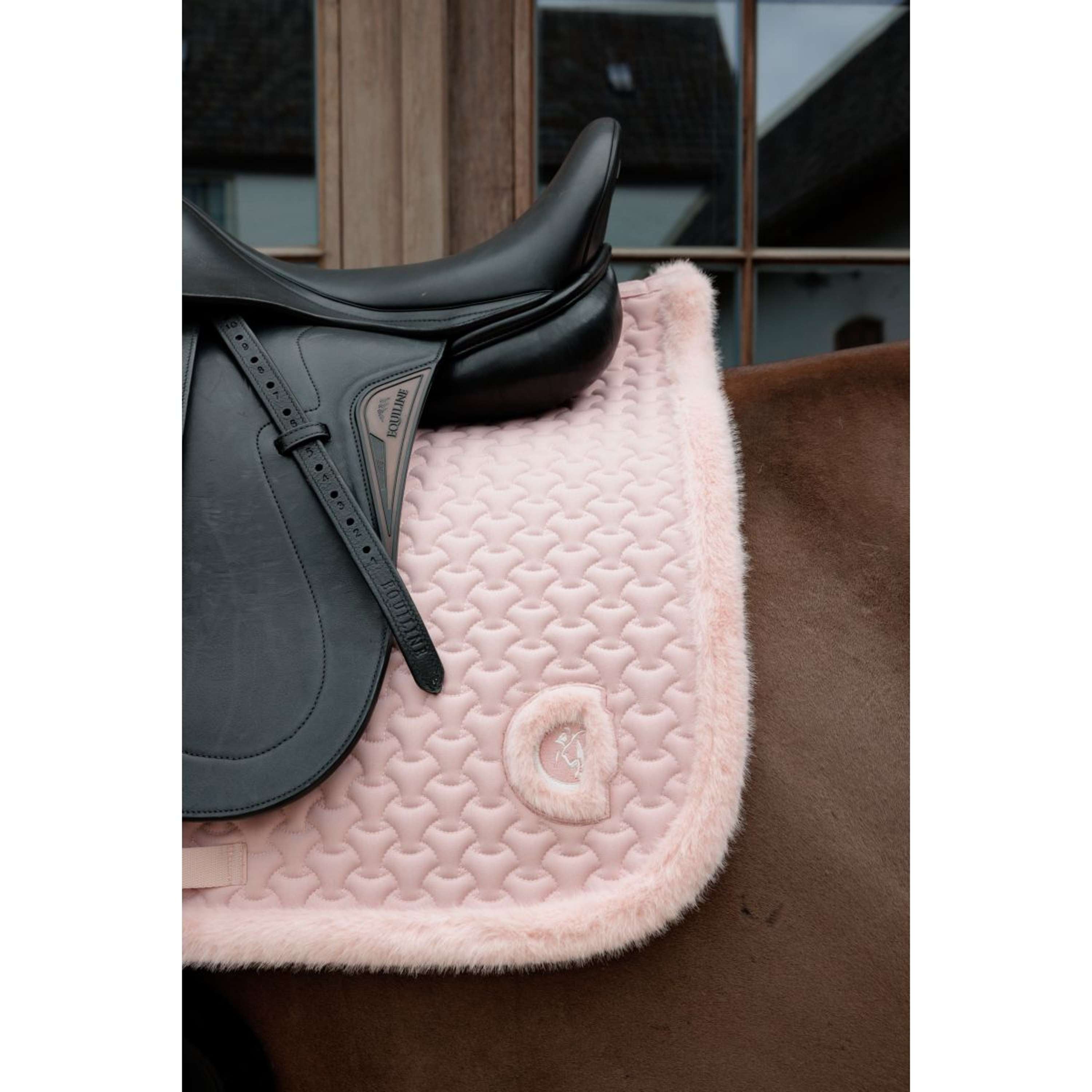 Kentucky Zadeldekje Fake Fur Onion Quilt Dressuur Oud Roze