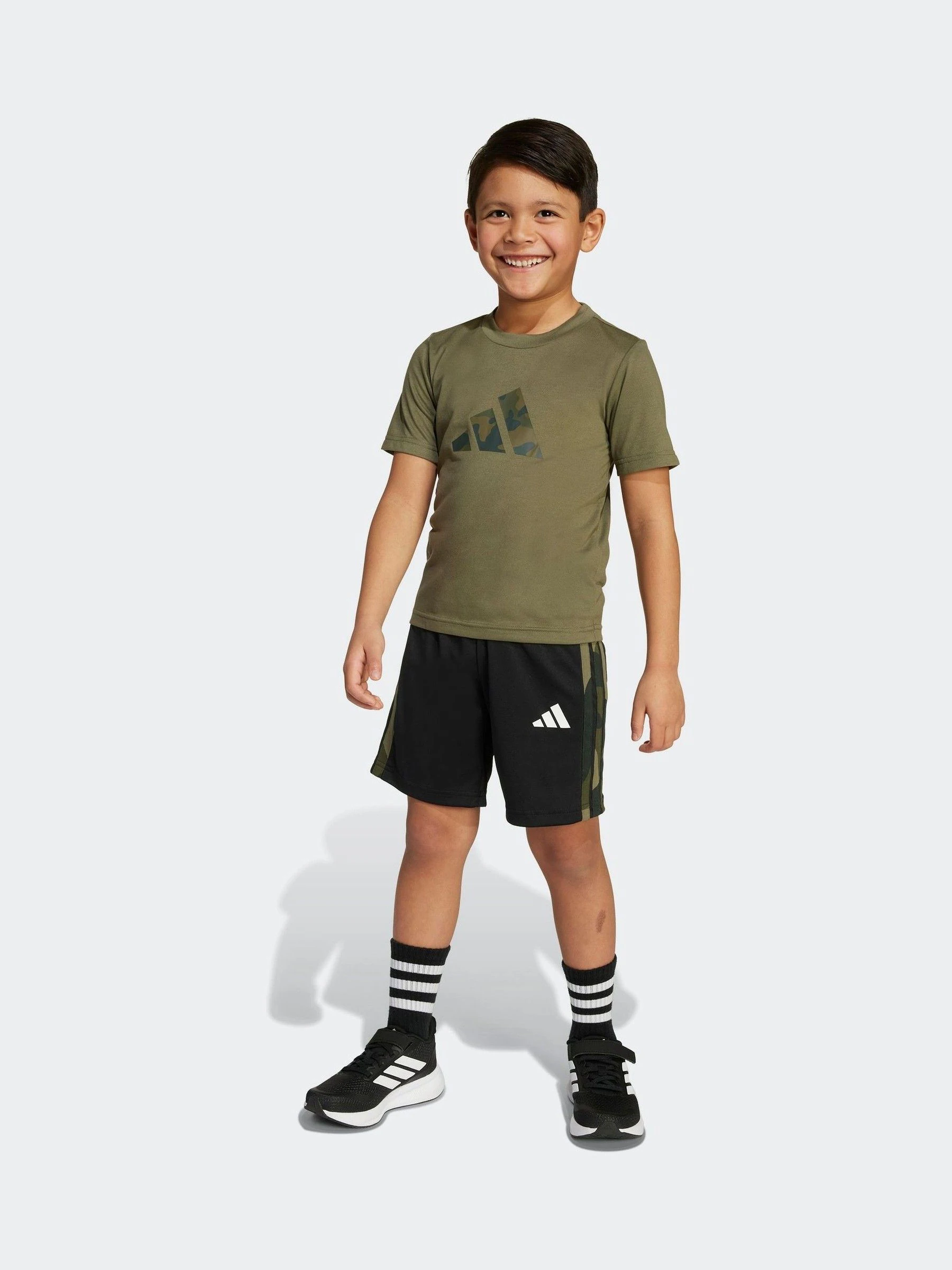 Lichtgroen - adidas Train Essentials Camo Logo Infant Kids T-Shirt and Shorts Set