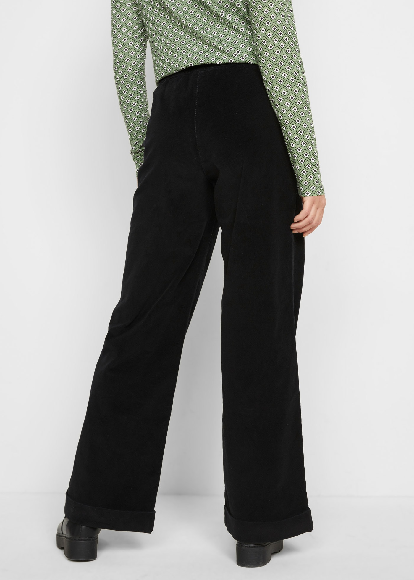 bonprix Cordhose  Weite Stretch-Cordhose, High-Waist