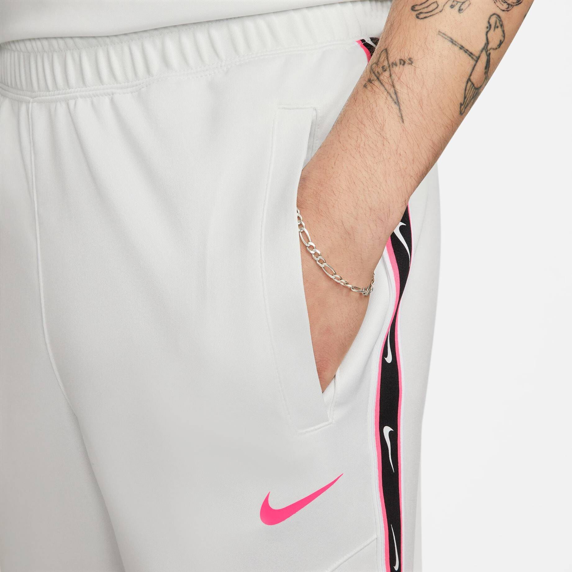 Nike Sportswear| Herren Jogginghose REPEAT MENS JOGGER