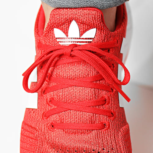 Baskets Swift Run 22 GZ3497 Vivid Red Cloud White Alternate Amber