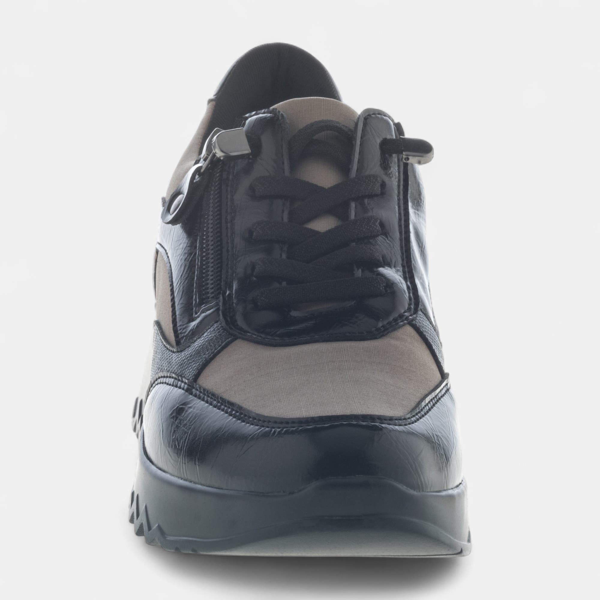 Baskets basses Femme noir vernis